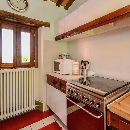 Villa Spacious In With Swimming Pool *