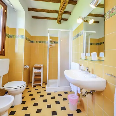 Spacious In With Swimming Pool Villa