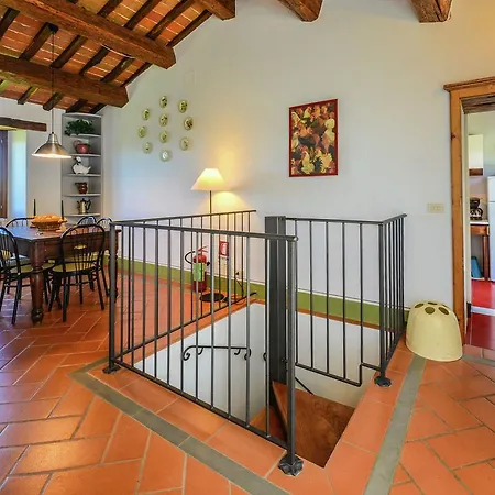 Spacious In With Swimming Pool * Marradi